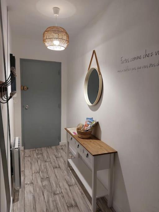 Appartamento Appart Hyper Centre- Parking Vierzon Esterno foto